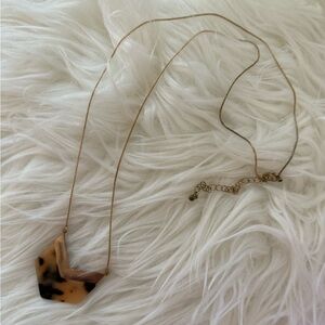 Chevron Tortoise Pattern Necklace